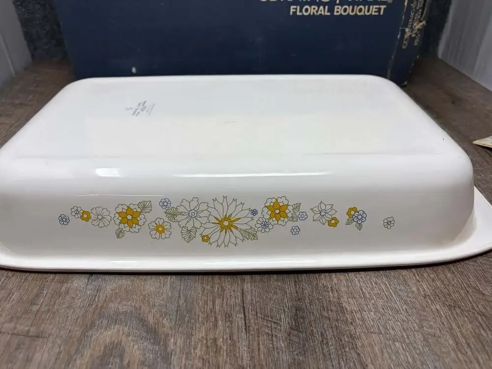 VTG Corning Ware P-76-B Roaster Floral Bouquet 15.5” Casserole Dish & racks USA